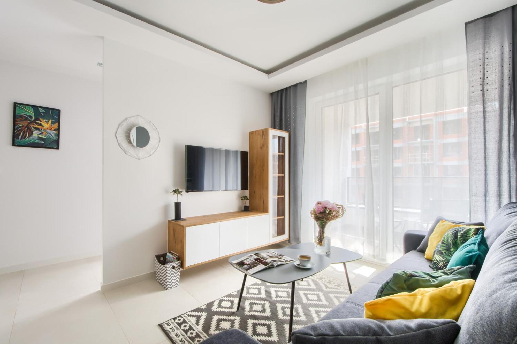 M&R Apartament Airport&Business Deluxe Cybernetyki 17 - Underground Garage - Free Wifi - Netflix - Air Conditioning - Self Check-In, Close By Chopin Airport Warsaw Luaran gambar